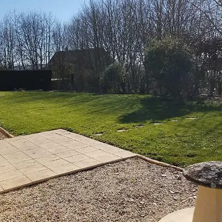 Au Coeur Du Pays Dinannais Holiday home *