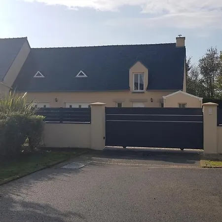 Holiday home Au Coeur Du Pays Dinannais *